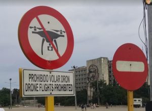 Che, yes - drone, no.