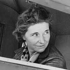 Bernice Blake, New Hampshire's first female licensed pilot